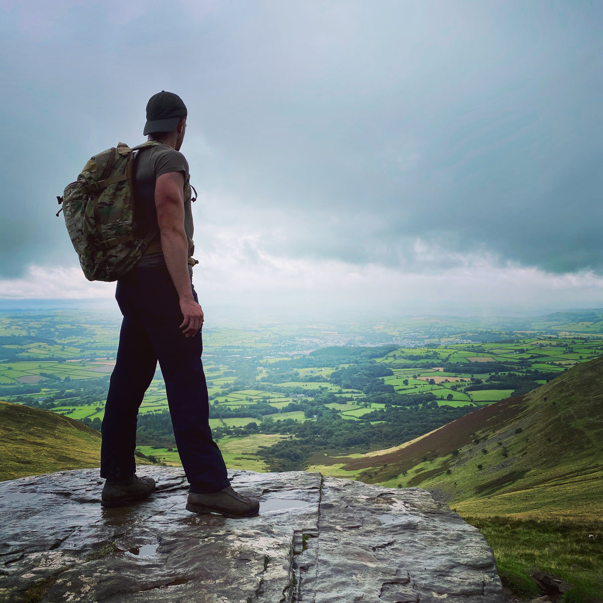 Ripped Rugged RUGGED UK